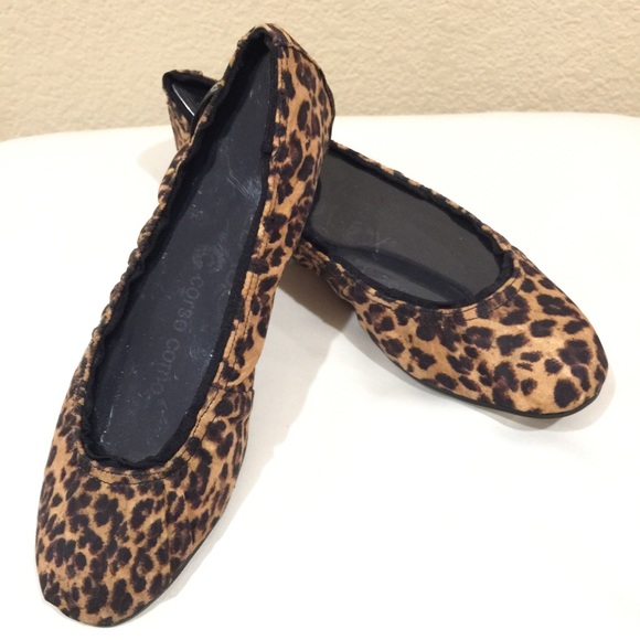 Shoes - NEW Ballasox by Corso Como Flats
